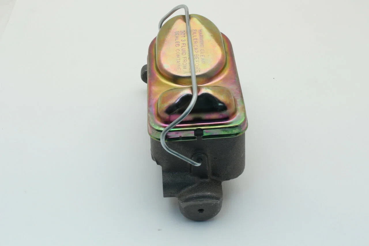 Fits 1976-79 Full Size Ford Master Cylinder MC11525